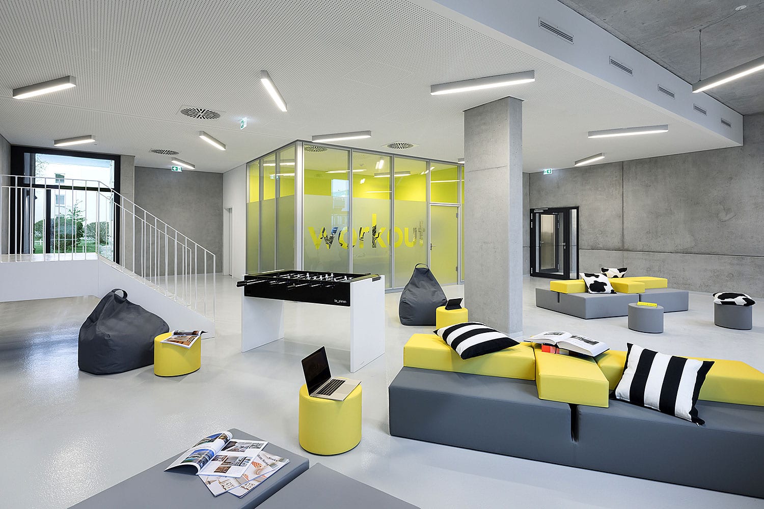 Studentenwohnheim, Brandschutzverglasungen zur Sicherheit der Bewohner