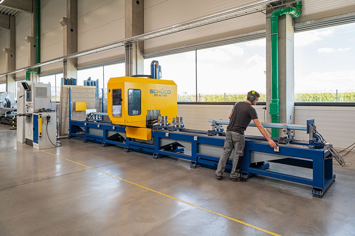 glas seele, Fertigung mit modernen Maschienen für maximale Prozesseffizienz