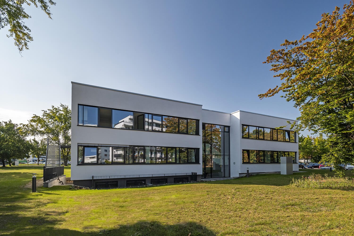 glas seele Referenz BKH Ambulanz Augsburg, Pfosten-Riegel-Fassade