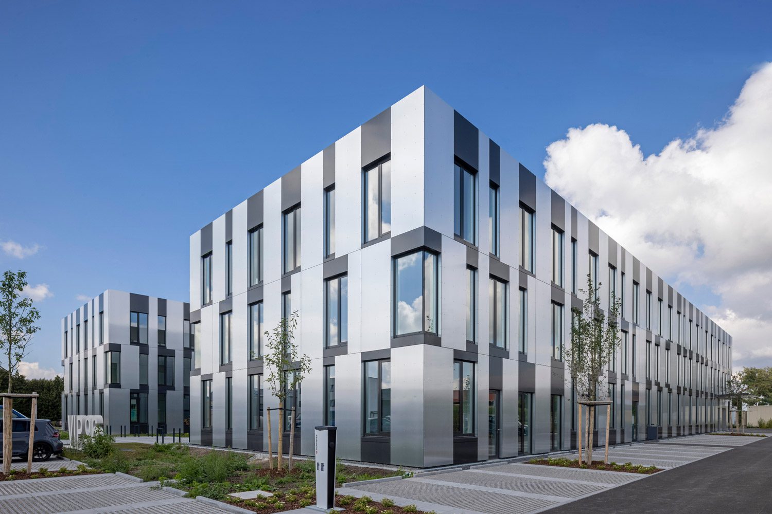 glas seele Referenz Referenz VIP 96 Rösch, Gilching, Pfosten-Riegel-Fassade Außenaufnahme